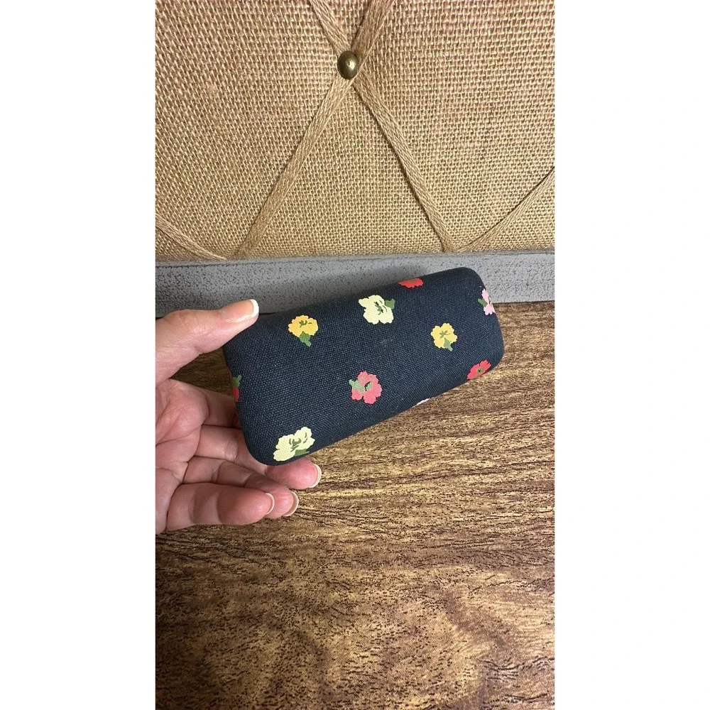 Madewell Hard Shell Eyeglass Case—Carnation Pattern